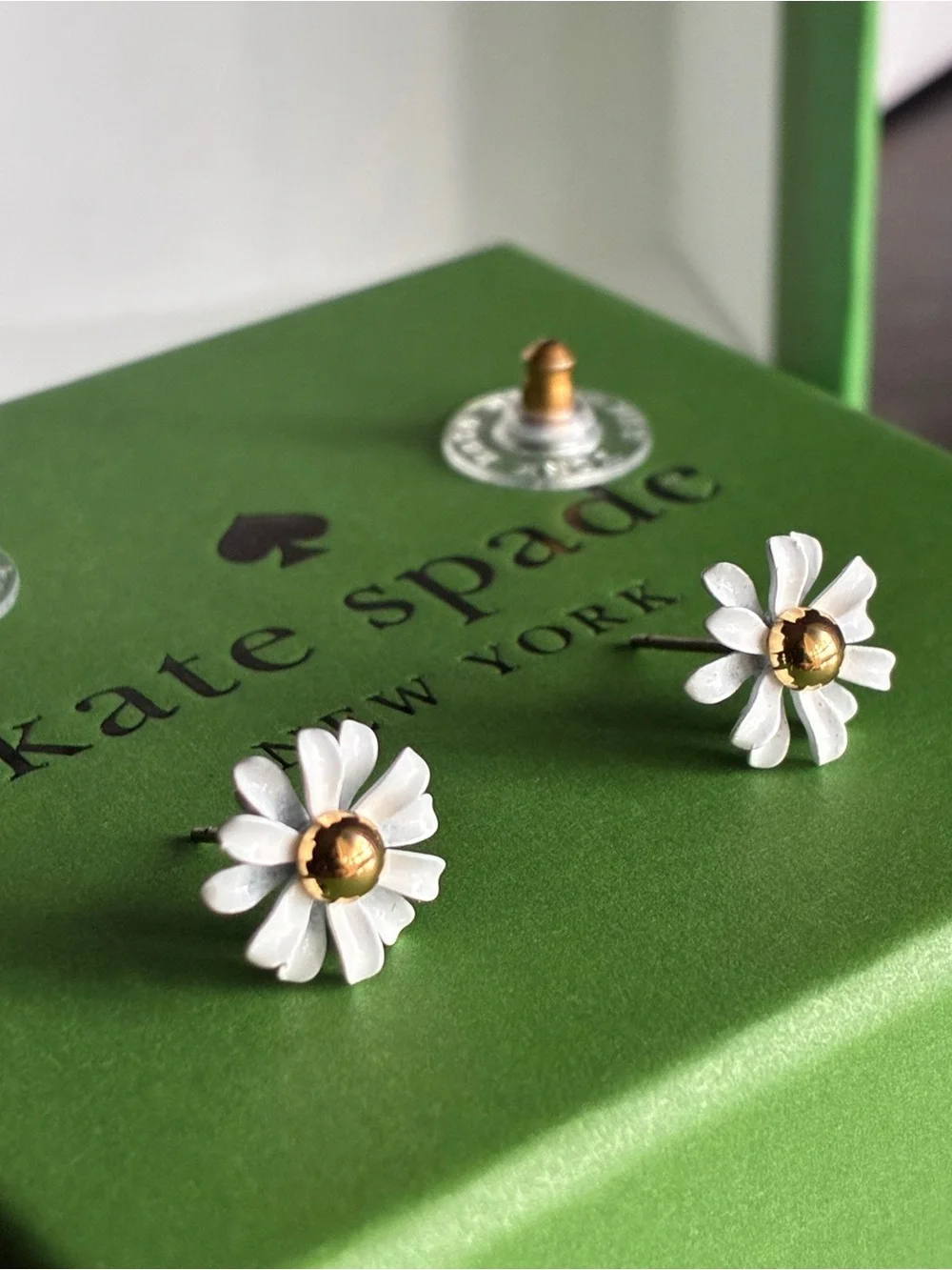 kate spade White Petal Flower Stud Earrings with Gold Centers